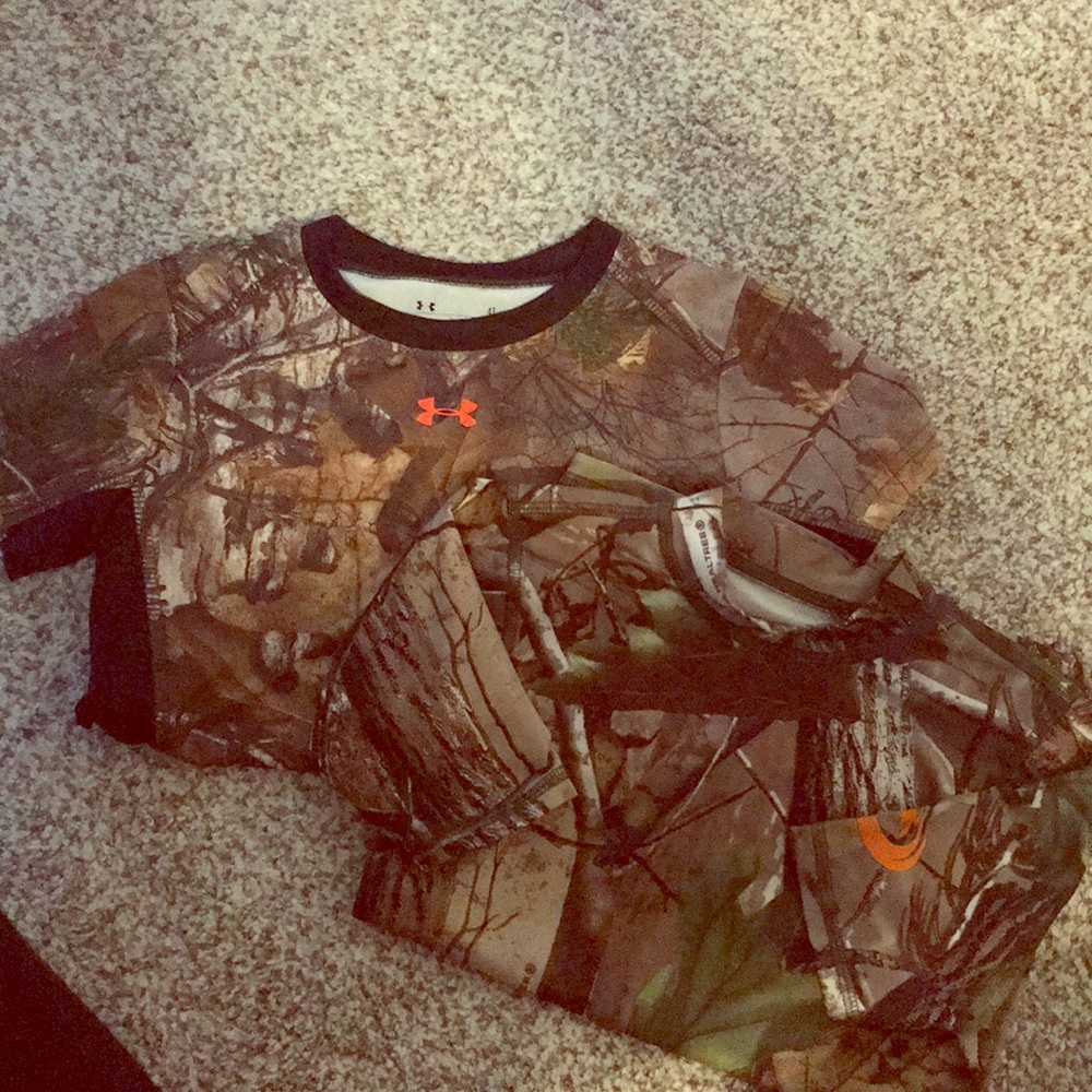Set of 2 Camo dry fit material boys shirts